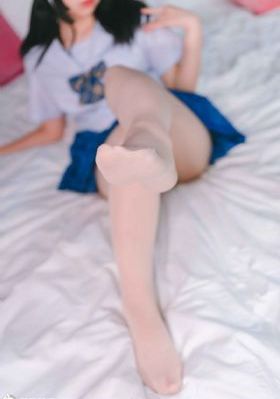 japan白嫩丰满老师xxhd