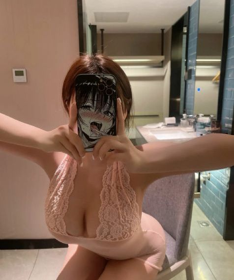 欧美夫妇交换俱乐部在线观看