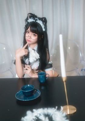 年轻的阿姨2在线观看