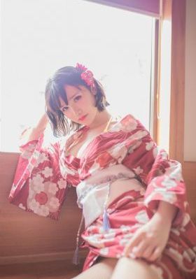 美女18免费