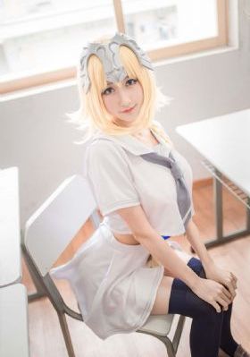 一树桃花开